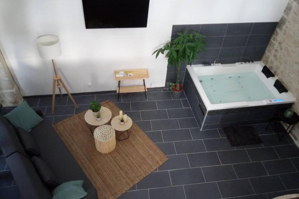 Maison Privative, Cocooning, Zen , Avec Jacuzzi Mont-Notre-Dame Zewnętrze zdjęcie